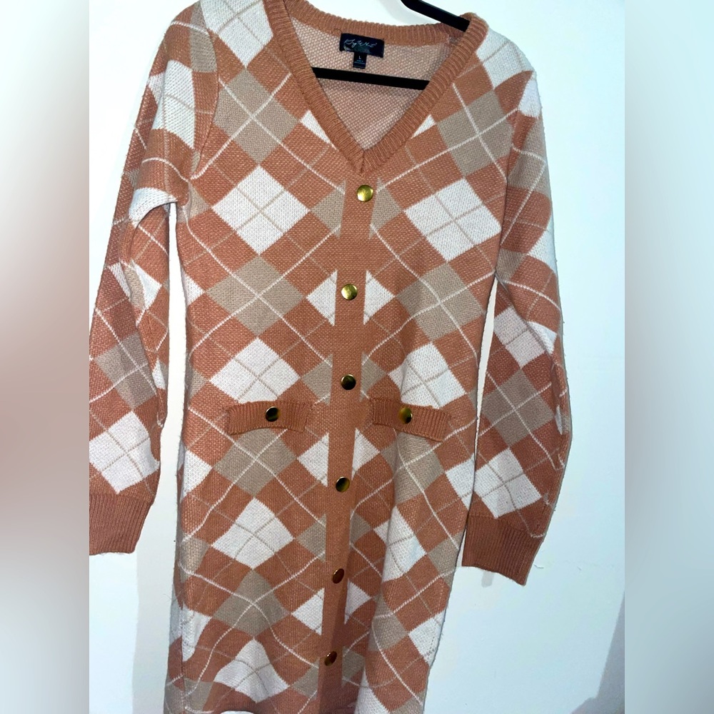Women’s argyle sweater dress size L